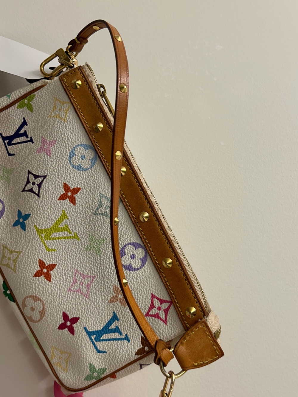 Louis Vuitton White Luxury Takashi Murakami Pochette - Picture 10 of 13